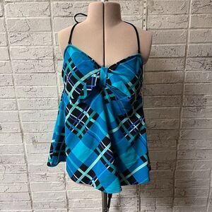 Liz Lange Maternity Halter tankini top Large